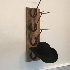 Meet your Posher, Cecilia